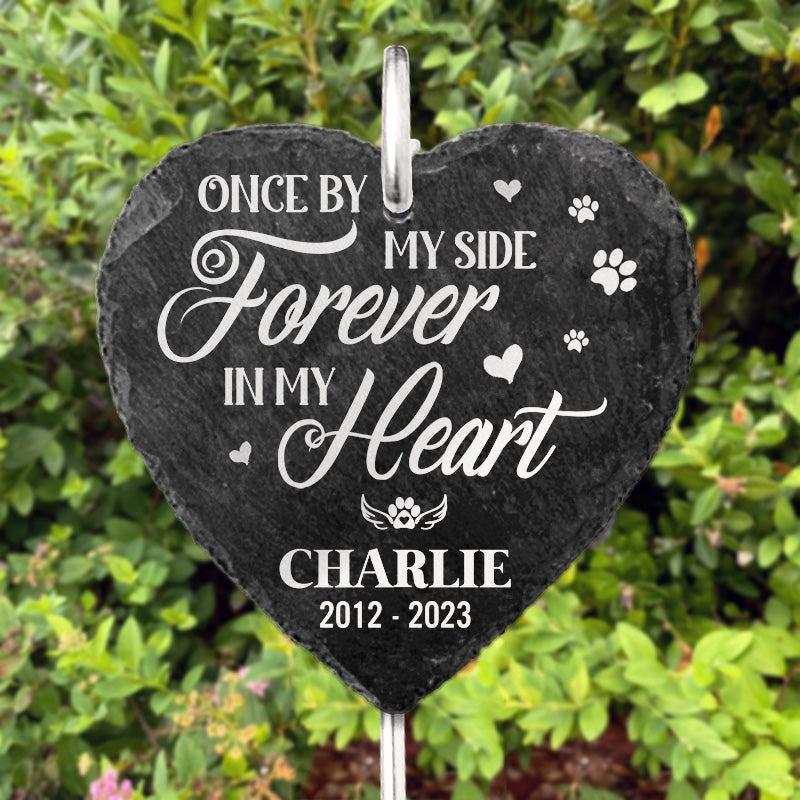Photo personnalisée Un à mes côtés pour toujours dans mon cœur - Mémorial personnalisé Ardoise de jardin commémorative et crochet - Cadeau commémoratif, cadeau de condoléances pour les propriétaires d'animaux, les amoureux des animaux