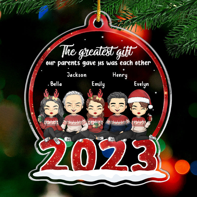 Le plus beau cadeau de notre vie - Décoration personnalisée pour la famille - Boule à neige en acrylique - Cadeau de Noël pour les membres de la famille, les meilleurs amis, les meilleures amies et les sœurs