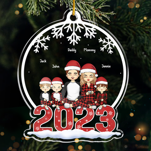 Noël en famille - Décoration personnalisée pour la famille - Boule à neige en acrylique - Cadeau de Noël pour les membres de la famille